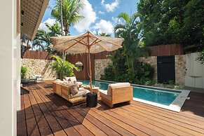 Villa Dreamora by Villa Finder