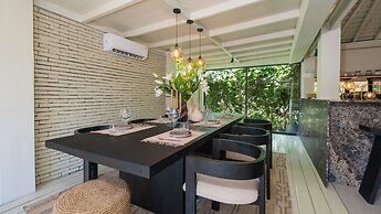 Villa Dreamora by Villa Finder