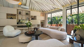 Villa Dreamora by Villa Finder