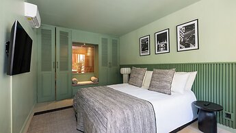 Villa Dreamora by Villa Finder