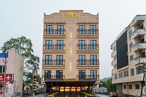 Naori by Alaya Stays