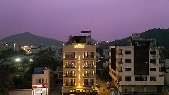 Naori by Alaya Stays