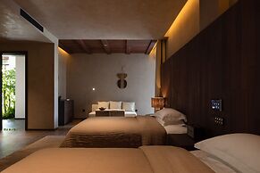 ANALO Resort Hotel