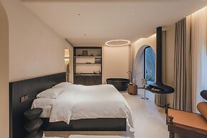 Ubaia Hotel
