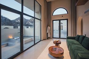 Ubaia Hotel