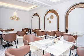 Arjan park Hotel
