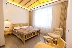 Xuegu Xuefu Lai Inn