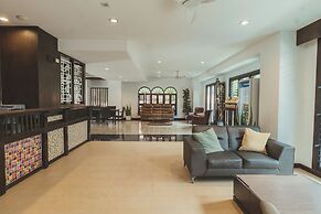Pink Residence Chalong