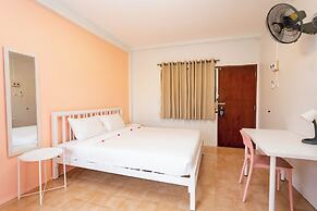 Pink Residence Chalong