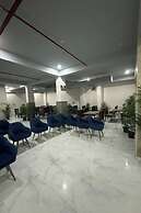 Hotel Divines Residency