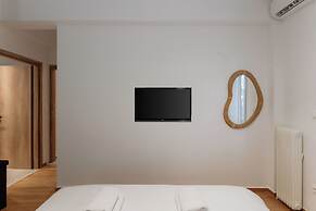 Classy & Modern Apt in Pagrati - Athens