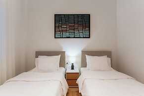 Classy & Modern Apt in Pagrati - Athens