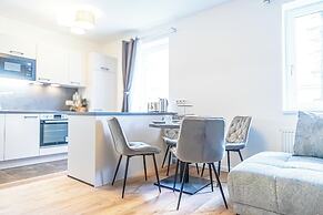 Modern 1BR 1LR Apt Donaustadt Area