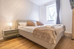 Modern 1BR 1LR Apt Donaustadt Area