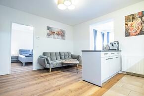 Comfy 2BR 1LR Apartment Donaustadt
