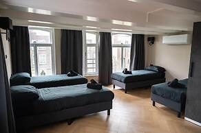 Hotel 83