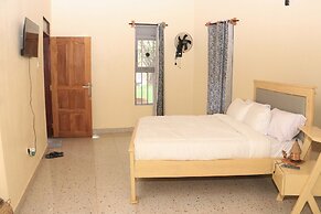Gray Hideaway Resort