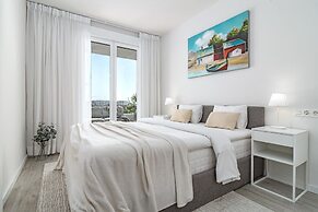 JG- Top Modern Apartment in Nueva Andalucia