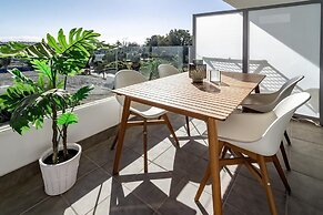 JG- Top Modern Apartment in Nueva Andalucia