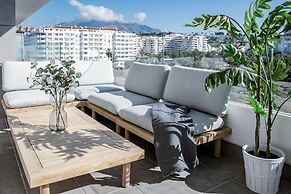 JG- Top Modern Apartment in Nueva Andalucia