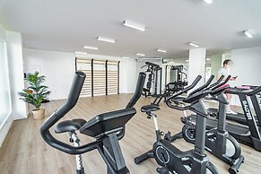 JG- Top Modern Apartment in Nueva Andalucia