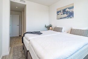 JG- Top Modern Apartment in Nueva Andalucia