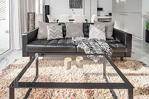 MR- Cozy 4 Sleep Flat in Marbella, Great Location