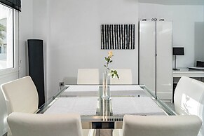 MR- Cozy 4 Sleep Flat in Marbella, Great Location