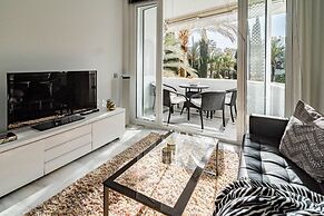 MR- Cozy 4 Sleep Flat in Marbella, Great Location