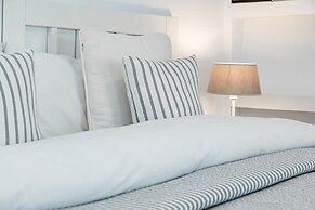 MR- Cozy 4 Sleep Flat in Marbella, Great Location