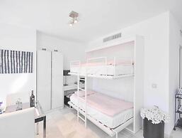 MR- Cozy 4 Sleep Flat in Marbella, Great Location