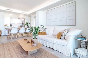 Inf2.4e - Modern 2-bed Apt With Roof top Pool
