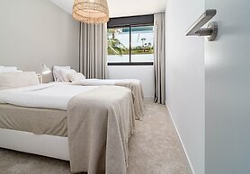 CAH - Large Terrace, Indoor Pool and gym