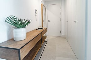 CAH - Large Terrace, Indoor Pool and gym
