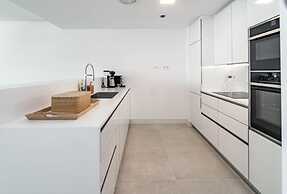 CAH - Large Terrace, Indoor Pool and gym