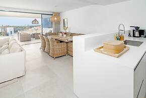 CAH - Large Terrace, Indoor Pool and gym