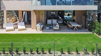 LO - Luxury 3 Bedroom Apartment , Stunning Views