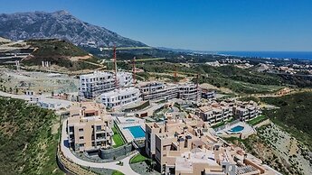 LO - Luxury 3 Bedroom Apartment , Stunning Views