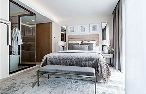 LO - Luxury 3 Bedroom Apartment , Stunning Views