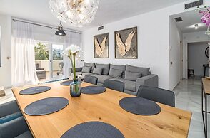 Rg312 - Great 2 Bed Apt, Close to Puerto Banus