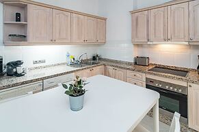 Rg312 - Great 2 Bed Apt, Close to Puerto Banus