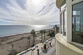Eb4a - Frontline Beach City Apartment