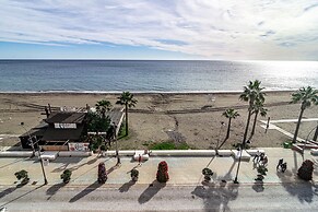 Eb4a - Frontline Beach City Apartment