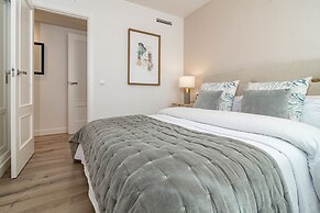 Eb4a - Frontline Beach City Apartment