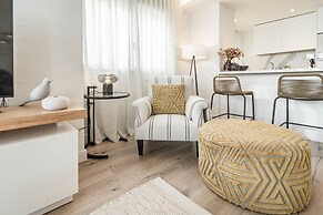 Eb4a - Frontline Beach City Apartment