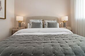 Eb4a - Frontline Beach City Apartment