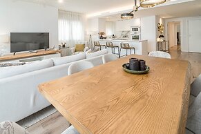Eb4a - Frontline Beach City Apartment