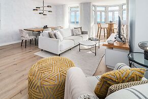 Eb4a - Frontline Beach City Apartment