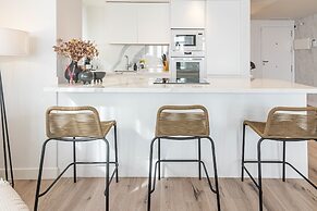 Eb4a - Frontline Beach City Apartment