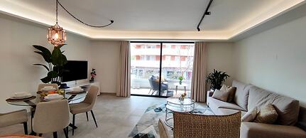 Inf1.1d Modern City Flat Near Beach & old Town